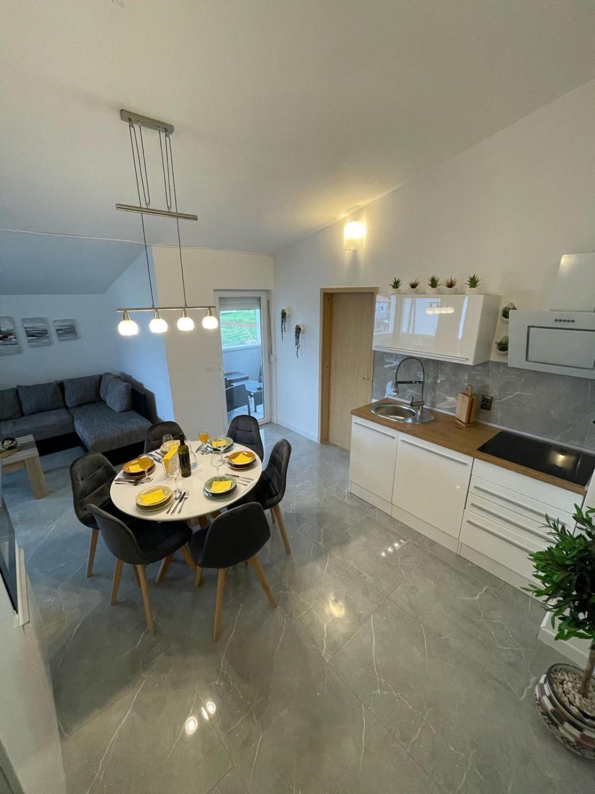 Apartments Mia Bibinje Eksteriør bilde