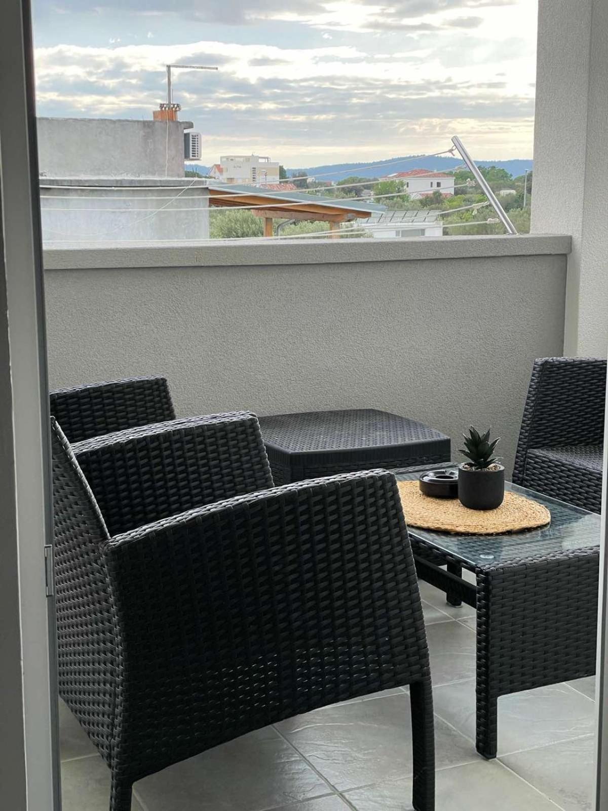 Apartments Mia Bibinje Eksteriør bilde